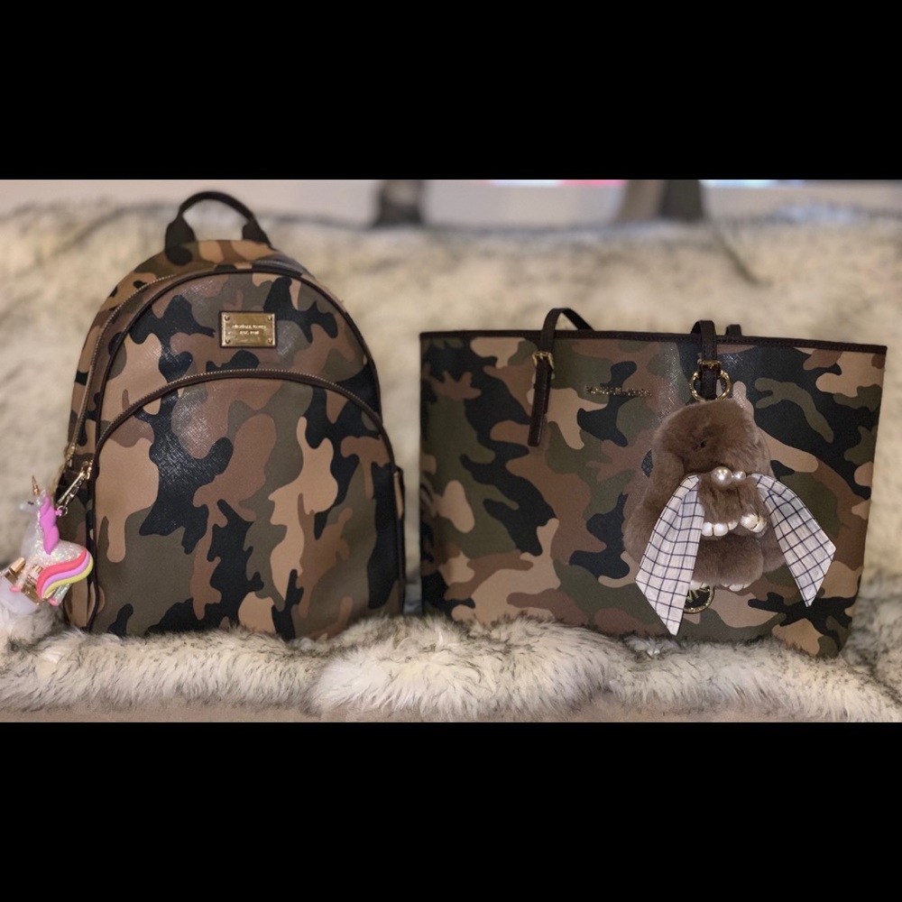 Michael Kors Camo Set